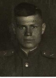 Владимир Самсонович Нетупский в форме, 1940-е